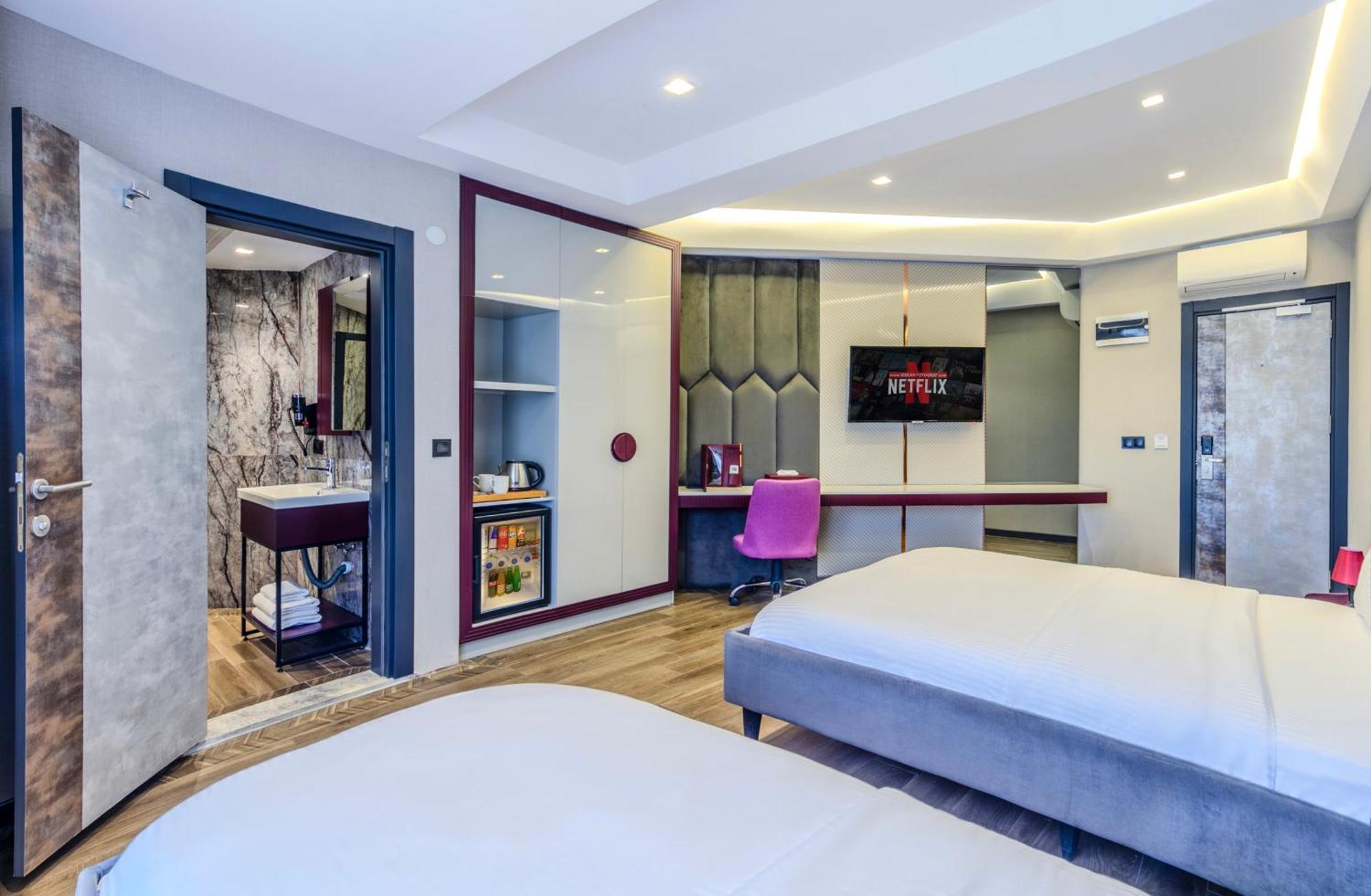 Heaven Premium Hotel Restaurant & Airport Shuttle Arnavutkoy Exteriör bild