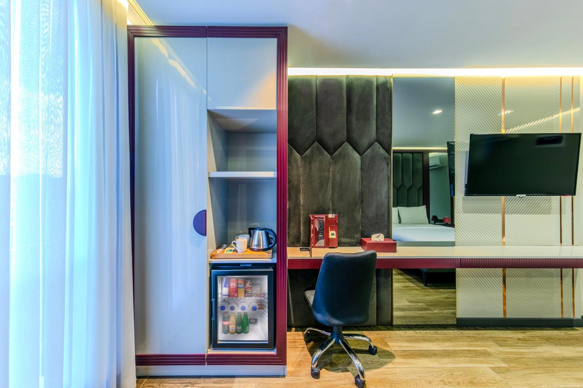 Heaven Premium Hotel Restaurant & Airport Shuttle Arnavutkoy Exteriör bild