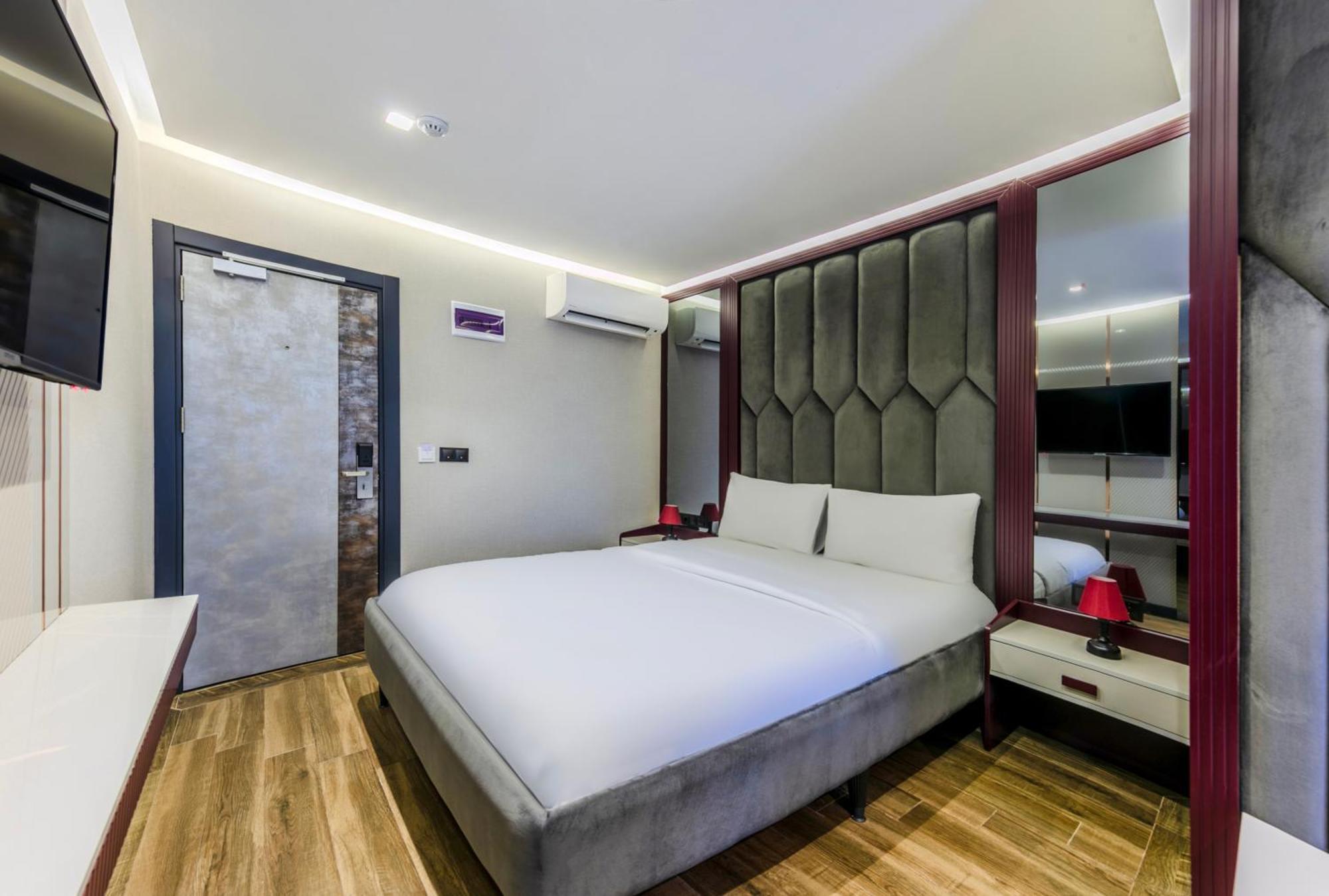 Heaven Premium Hotel Restaurant & Airport Shuttle Arnavutkoy Exteriör bild